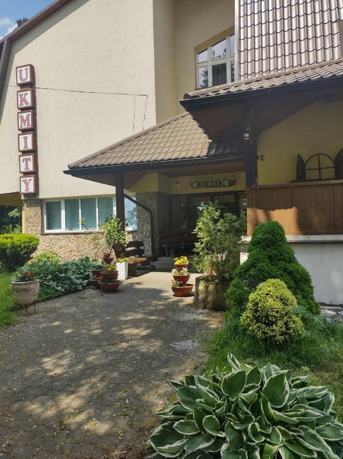 Zajazd U Kmity Postolow Exterior photo